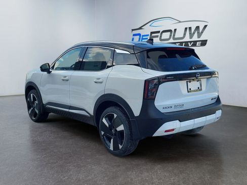 New 2026 Nissan Kicks SR w/ SR Premium Package image 5