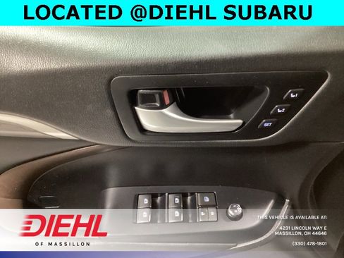 Used 2018 Toyota Highlander Limited Platinum image 22