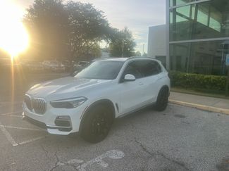 Used 2019 BMW X5 xDrive40i w/ Premium Package 2 AWD/4WD video 1