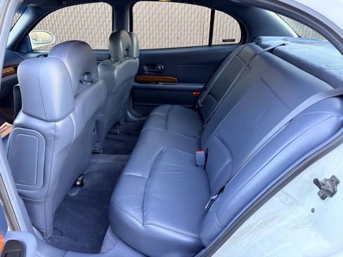 Used 2000 Buick Le Sabre Custom w/ Prestige Opt Pkg image 13