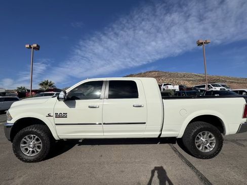 Used 2016 RAM 2500 Laramie image 2