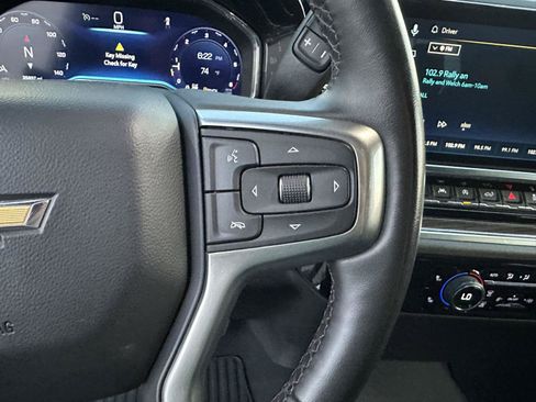 Used 2024 Chevrolet Silverado 1500 LT AWD/4WD image 23