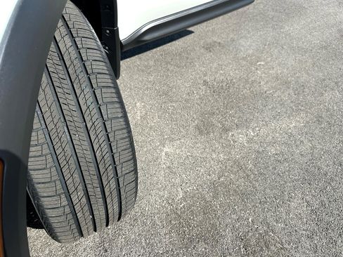 Used 2023 INFINITI QX60 Luxe w/ Cargo Package image 17