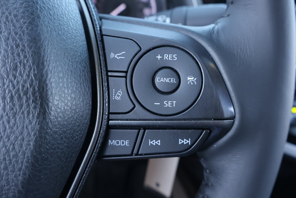 Used 2023 Toyota Camry SE FWD image 20