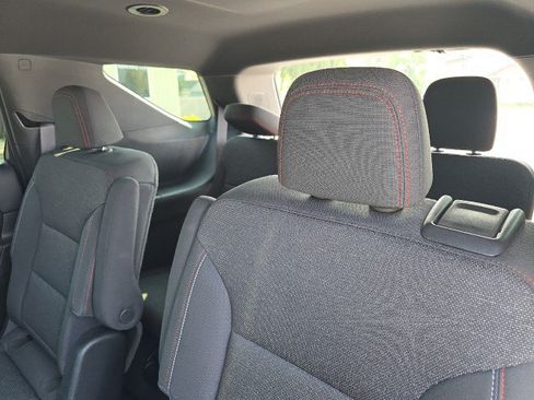 Used 2024 Chevrolet Traverse Z71 w/ LPO, Floor Liner Package AWD/4WD image 36