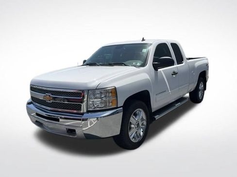 Used 2013 Chevrolet Silverado 1500 LT w/ All-Star Edition AWD/4WD image 3