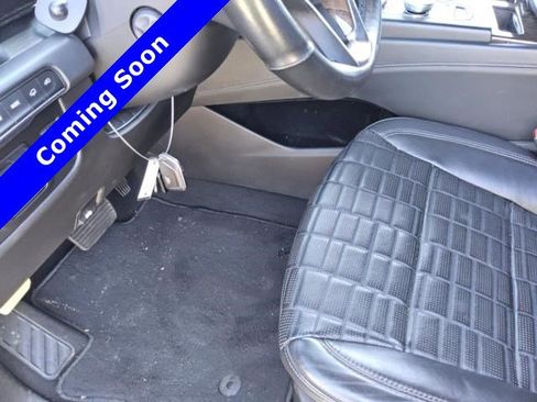 Used 2021 Cadillac Escalade ESV Sport Platinum image 15