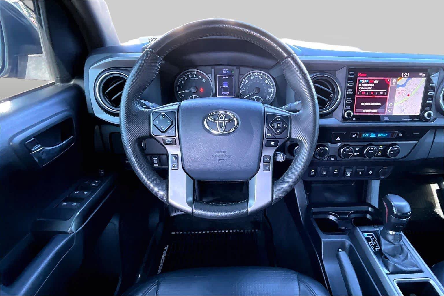 Certified 2020 Toyota Tacoma TRD Sport w/ TRD Premium Sport Package AWD/4WD image 5