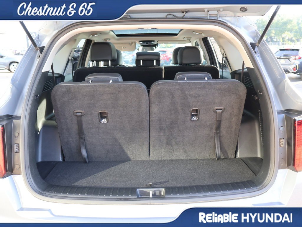 Used 2023 Kia Sorento S w/ Panoramic Sunroof Package FWD image 15