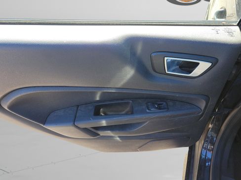 Used 2015 Ford Fiesta ST image 24