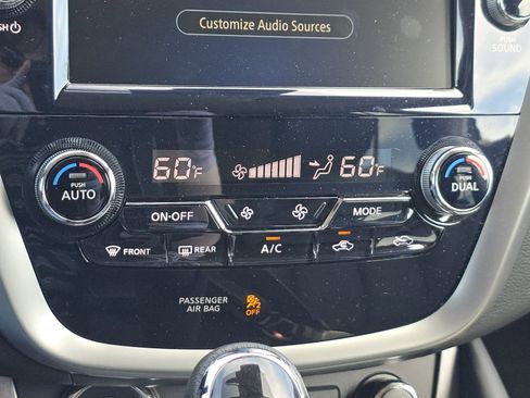 Certified 2024 Nissan Murano SV w/ SV Midnight Edition Package AWD/4WD image 19