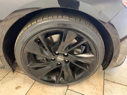 Used 2022 Genesis G70 3.3T w/ Sport Advanced Package image 9