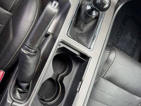 Used 2012 Ford Mustang Coupe RWD image 19