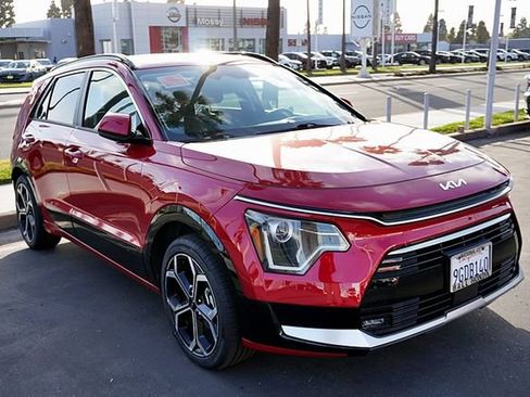 Certified 2023 Kia Niro EX Touring FWD image 1