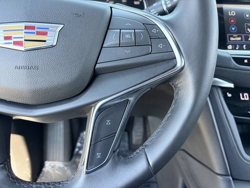 Used 2021 Cadillac XT5 Luxury FWD image 22