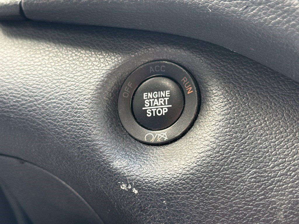 Used 2017 Jeep Cherokee Limited FWD image 18