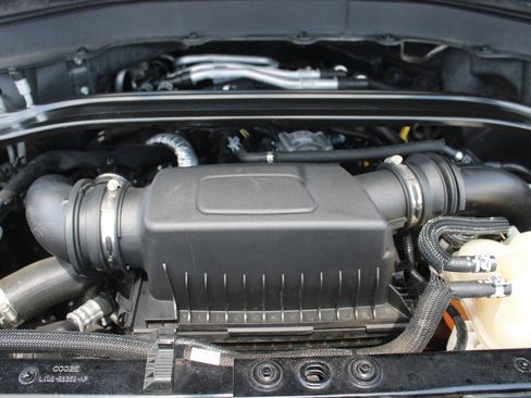 Used 2020 Ford Explorer ST w/ Premium Technology Package image 27