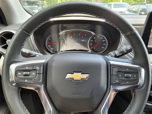 Used 2025 Chevrolet Blazer LT image 33