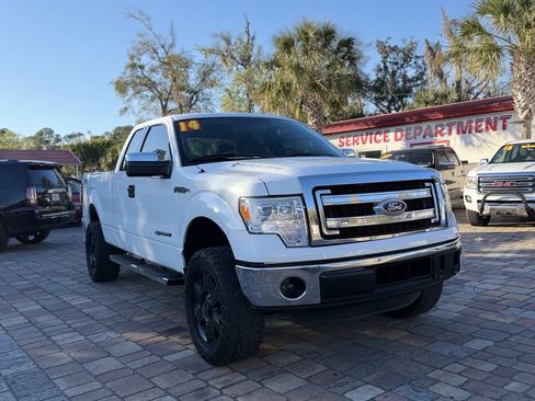 Used 2014 Ford F150 XLT image 2