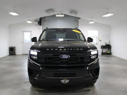 Used 2025 Ford Expedition Active