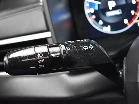 Used 2023 Mitsubishi Outlander SE FWD image 25