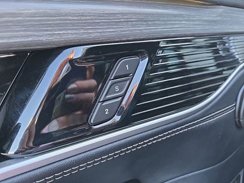 Used 2024 Jeep Wagoneer Series II image 33