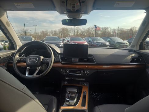 Used 2023 Audi Q5 2.0T Premium Plus w/ Premium Plus Package image 19