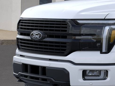 New 2025 Ford F150 Platinum w/ FX4 Off-Road Package image 17