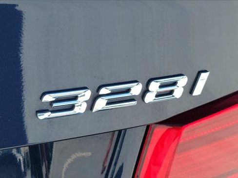 Used 2016 BMW 328i Sedan RWD image 7