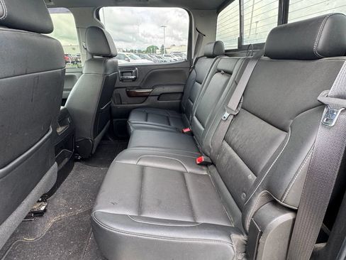Used 2019 GMC Sierra 2500 SLT w/ Duramax Plus Package AWD/4WD image 14