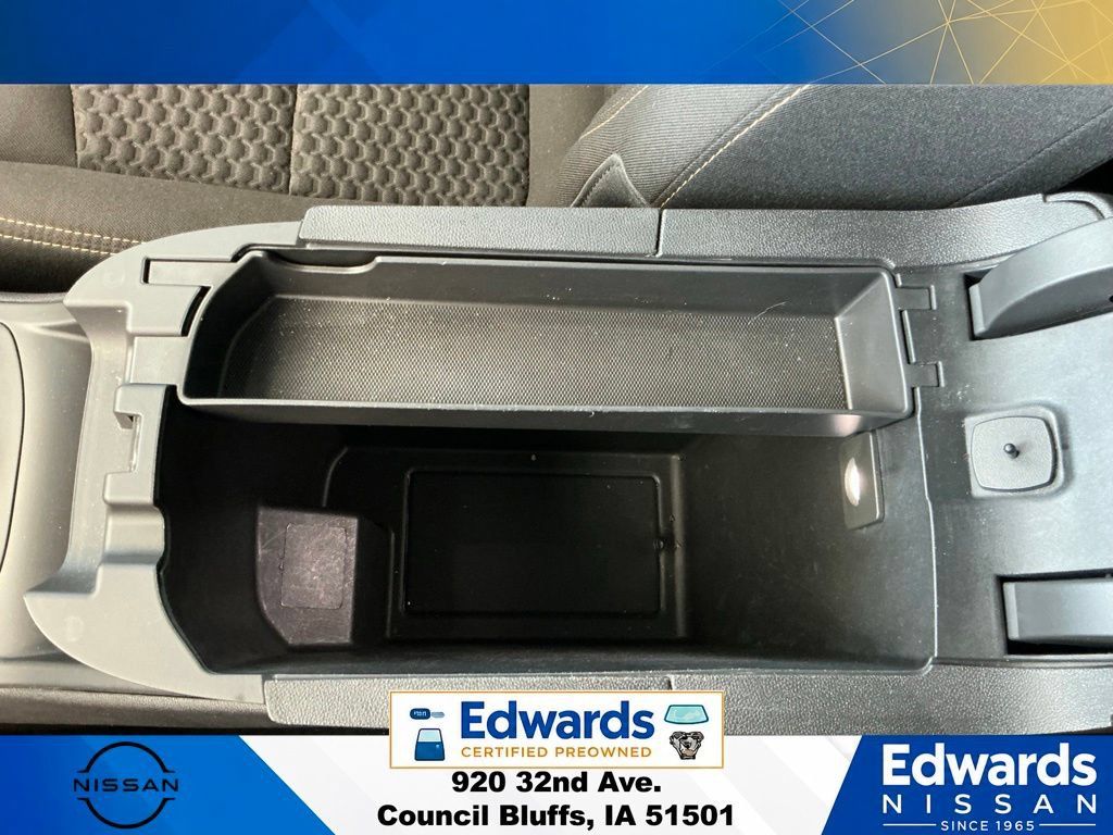 Used 2021 GMC Terrain SLE AWD/4WD image 29