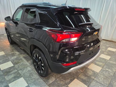 Used 2021 Chevrolet TrailBlazer LT w/ Convenience Package image 5
