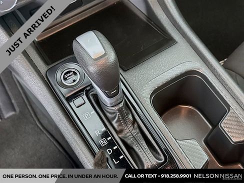 Used 2025 Nissan Sentra S image 16