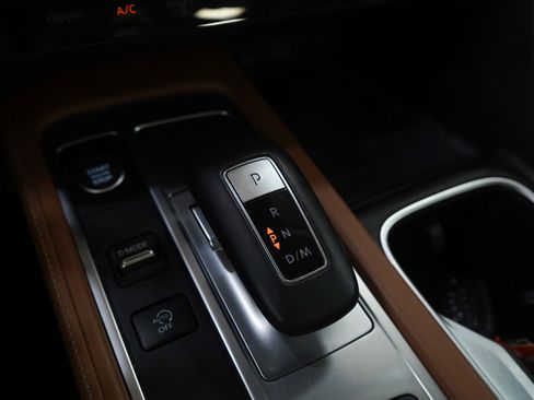 Used 2024 INFINITI QX60 Sensory image 28