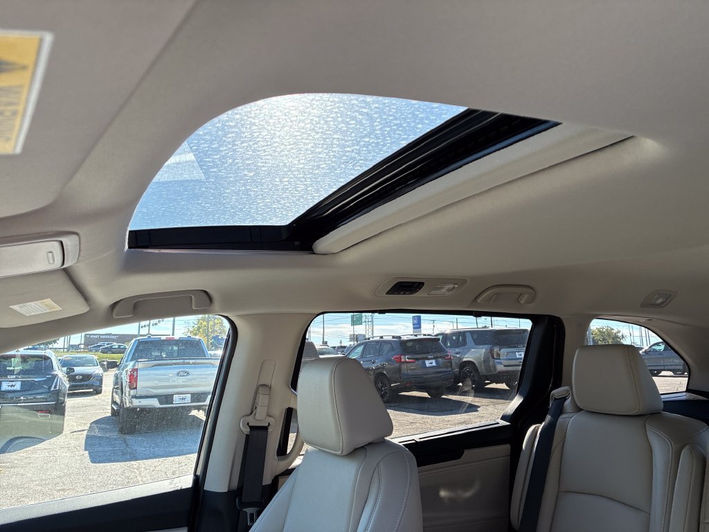 New 2027 Honda Odyssey EX-L image 17