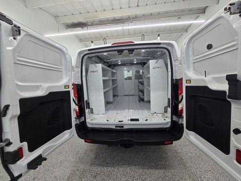 Used 2019 Ford Transit 250 130 Low Roof RWD image 21