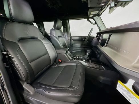 New 2026 Ford Bronco Outer Banks image 15