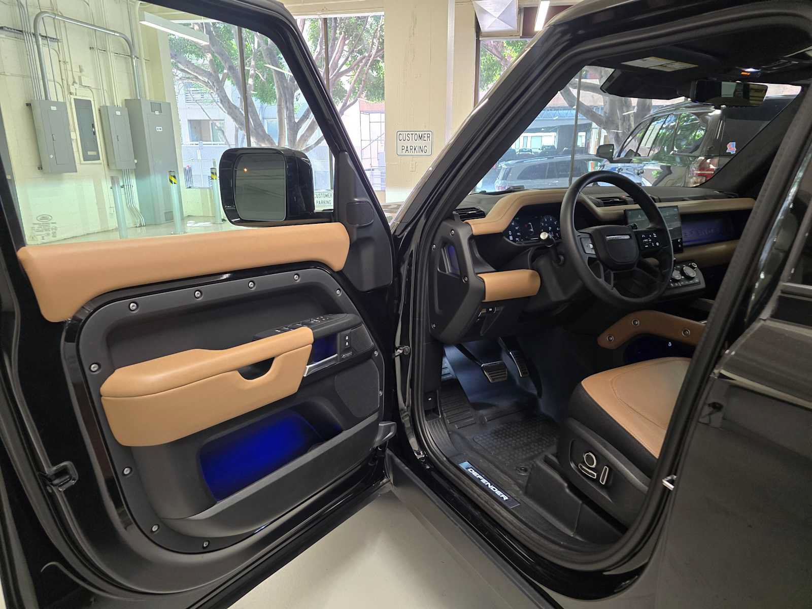 New 2025 Land Rover Defender 130 X AWD/4WD image 21