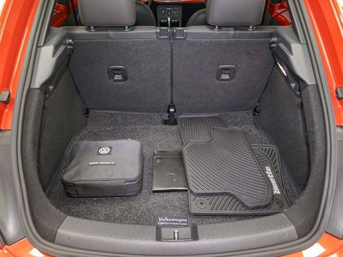Used 2016 Volkswagen Beetle 1.8T FWD image 10