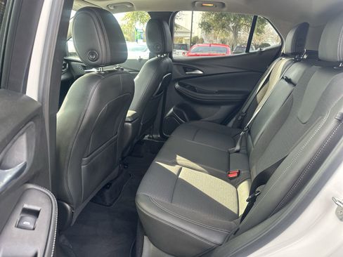 Used 2021 Buick Encore GX Select w/ Advanced Technology Package image 31