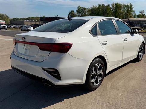 Used 2021 Kia Forte LXS FWD image 5