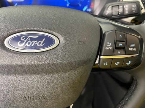 Used 2022 Ford Escape SEL w/ Technology Package image 10
