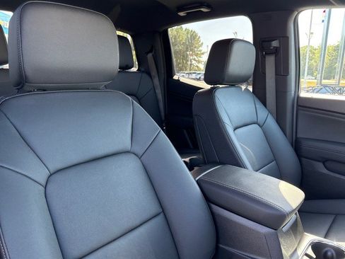 New 2026 GMC Canyon Elevation w/ Convenience Package image 14