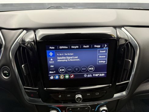 Used 2021 Chevrolet Traverse LT w/ LPO, Floor Liner Package image 30