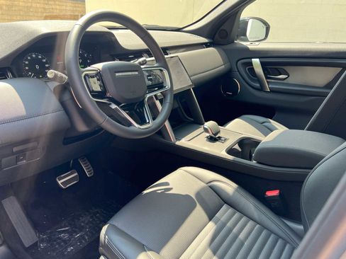 Certified 2025 Land Rover Discovery Sport Dynamic SE image 12