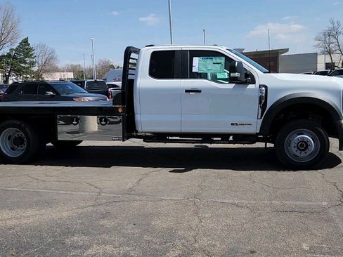 New 2025 Ford F550 4x4 SuperCab Super Duty image 11