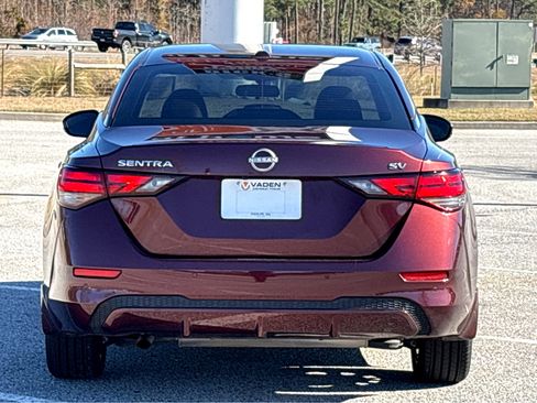 Used 2024 Nissan Sentra SV w/ SV Premium Package image 26