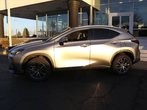 Used 2022 Lexus NX 350 AWD image 2