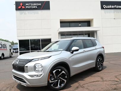 New 2023 Mitsubishi Outlander SEL