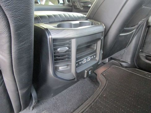 Used 2025 RAM 1500 Limited w/ Off Road Group AWD/4WD image 26